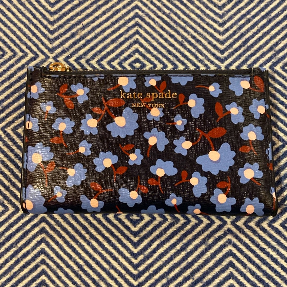Kate spade bifold wallet